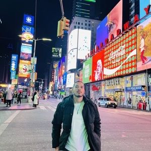 Meet your Posher, Isaac